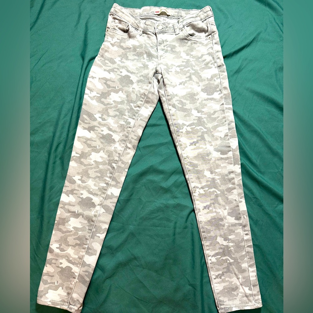 GIRLS LEVI'S 710 SUPER SKINNY JEANS SIZE 14 Reg, Adjustable waist, Grey Camo